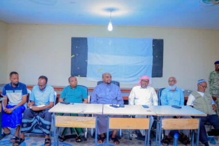 Wasiirka Wasaaradda Waxbarashada iyo Sayniska Somaliland ayaa kulan xog-waraysi ah la yeeshay madaxda xafiiska imtixaanaadka iyo shahaadooyinka Qaranka JSL.