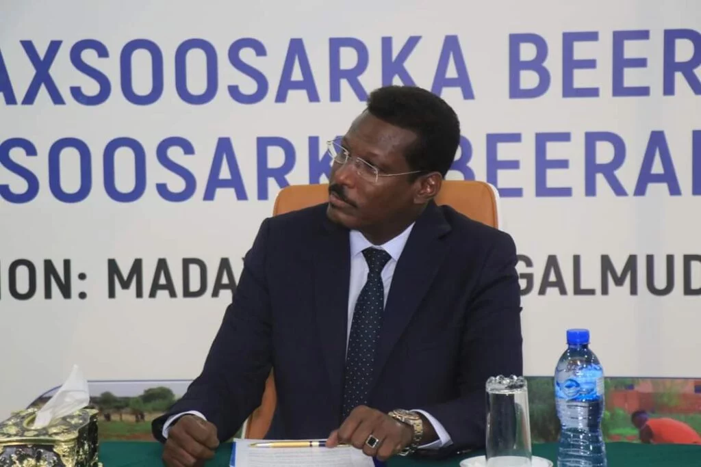 Madaxweyanaha Galmudug mudane Axmed Cabdi Kaariye ayaa soo xiray Shirka Xoojinta wax soosaarka Beeraleyda Galmudug