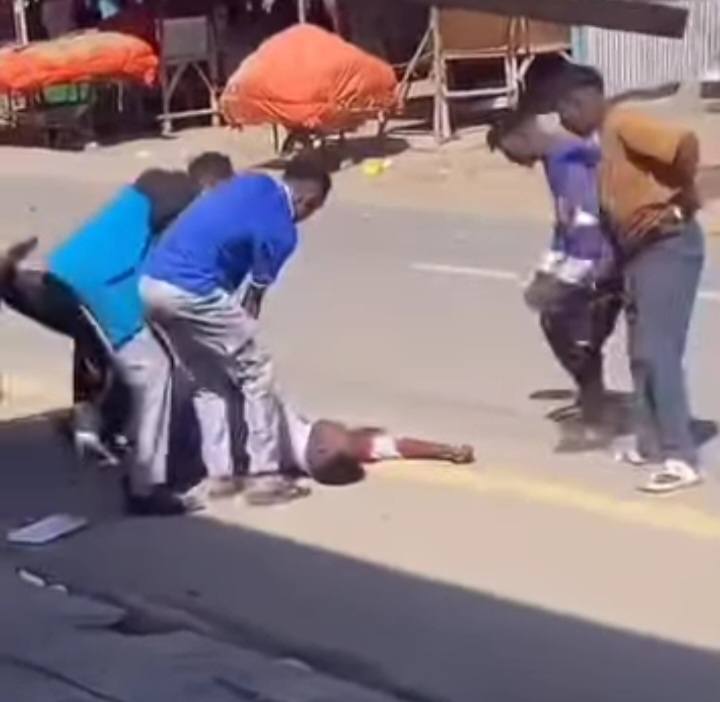 Waqooyiga Somalia: Dib-u-Habaynta Awoodda Qabiilka oo Furaysa Cutub lagu Fasiri Kari Waayey Muddo 34 Sano Ah 1 Boorama war