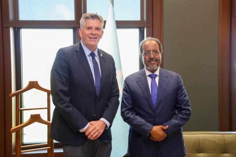 President Hassan Sheikh Hosts U.S. Congressman Darin LaHood in Mogadishu President Hassan Sheikh Hosts U.S. Congressman Darin LaHood in Mogadishu